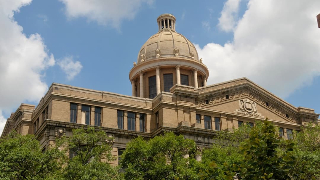 How To Manage Property Taxes In Harris County