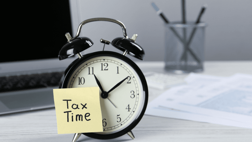 Tax deadline reminder concept